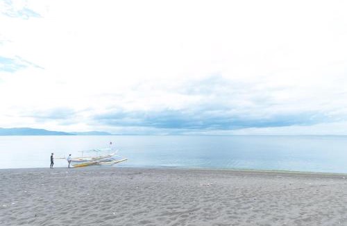 Lemery Hotel | Reddoorz @ Royal Grande Beach Resort Batangas