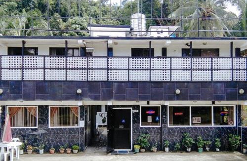 Marabut Hotel | RedDoorz @ Western Highway Lodge Hotel