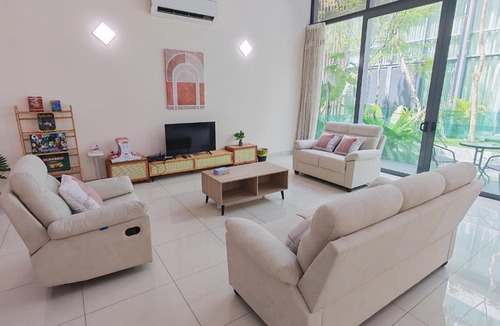 Puchong Villa | Reflexion Puchong Private Pool Villa Group-Friendly