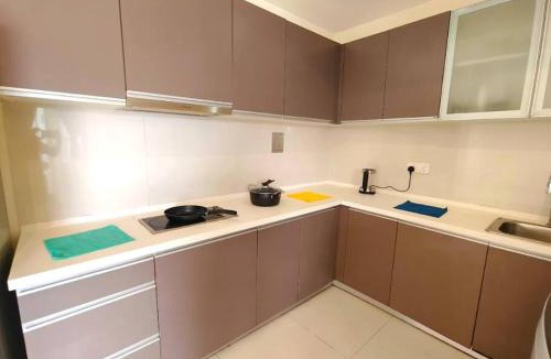 Chow Kit Apartment | Regalia Residence by Luvit Stay