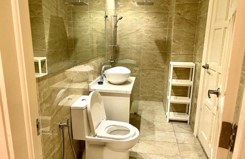 Chow Kit Apartment | Regalia service suites by skypool klcc