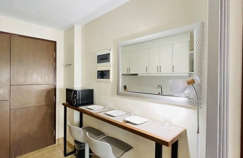 Iloilo Apartment | Relax and Recharge at LaFayette Park Square Iloilo