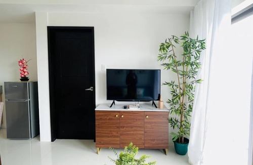 Jaro Condo | Relaxing 2-BR Condo with Pool and Playground