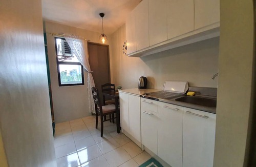 Santa Rosa Condo | Relaxing Condo Beside Enchanted Kingdom