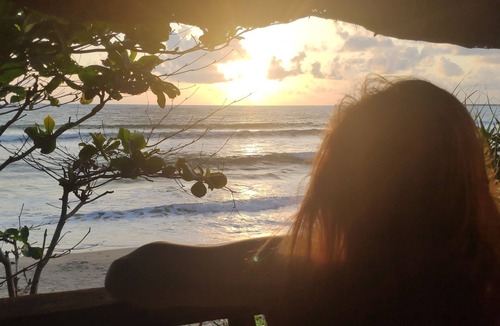 Gubat Cottage | Relaxing cottage in front of the beach with complete amenities.