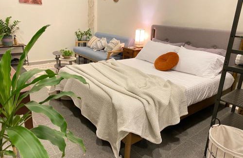 Talomo District Apartment | Relaxing home with bathtub in the South of Davao City