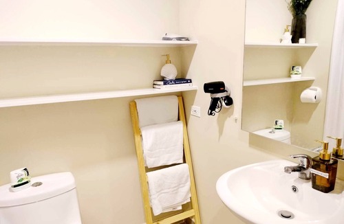 Cebu Apartment | Remarkable modern 1-Bed Apartment in Cebu City