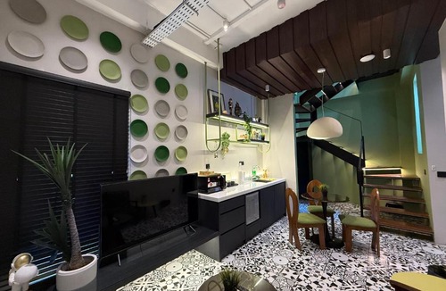 Kampung Jawa Apartment | Reserve 40 Melaka l Heritage Stay l 5-Min Walk to Jonker & Step to Riverside