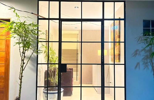Tacloban Hotel | Residencia de Azucena