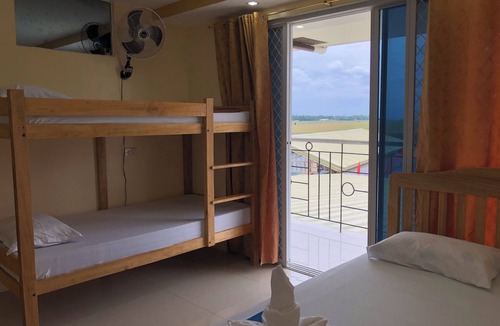 Puerto Princesa City Centre Hostel | Resort Sakura Ann