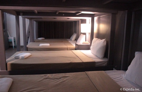Sarrat Hotel | Rivermount Hotel and Resort