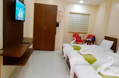 Legazpi Hostel | RNR Suites