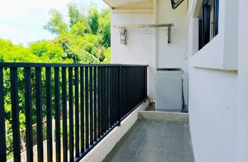 Liloan Apartment | Romantic Getawaybalcony+garden View & Fast Wi-fi