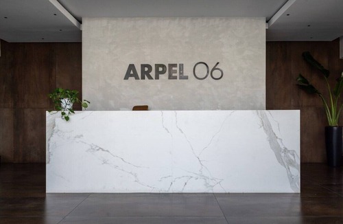 Lope De Vega Condo | ★RooftopPool-KINGbed-Views-Gym-WiFi-A/C-YellowKey★