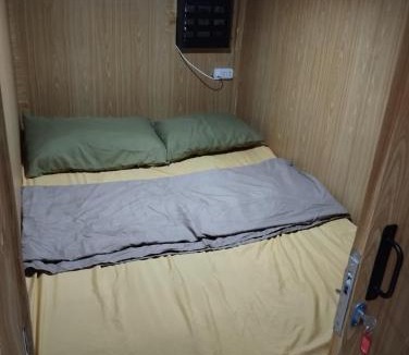 Pasay Hotel | ROOM for rent park avenue