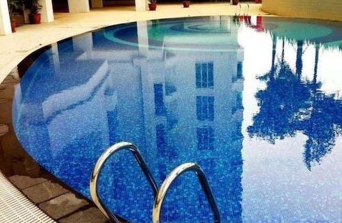 Subang Jaya House | Room private bath at Subang Olives free wifi