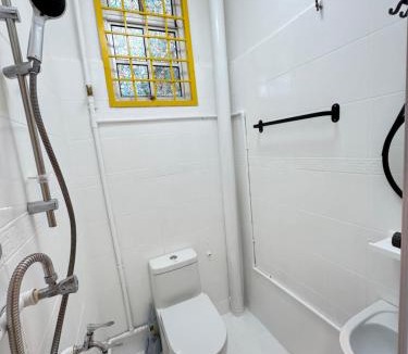 Dungun House | Roomah Kuning