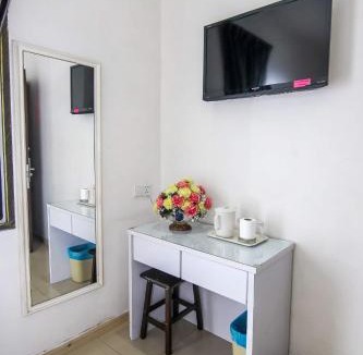 Senai Hotel | Rose Cottage Hotel Taman Impian Senai
