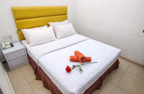 Senai Hotel | Rose Cottage Hotel Taman Impian Senai