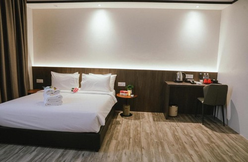 Siniawan Hotel | Roxy Hotel Siniawan