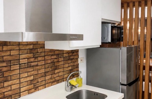 San Fernando Apartment | Royall Suite at Azure North