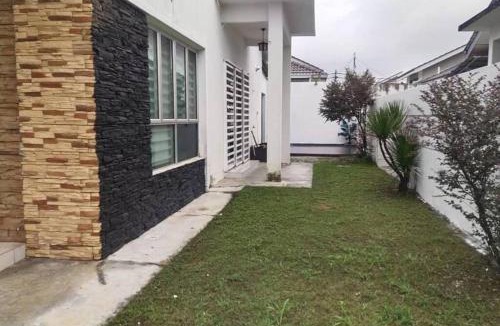 Sepang House | Rumah Cemara - Near KLIA & Sepang F1 Circuit