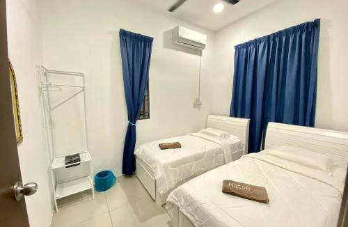 Kampung Banjar House | Rumah Inap Che'Gu Baha