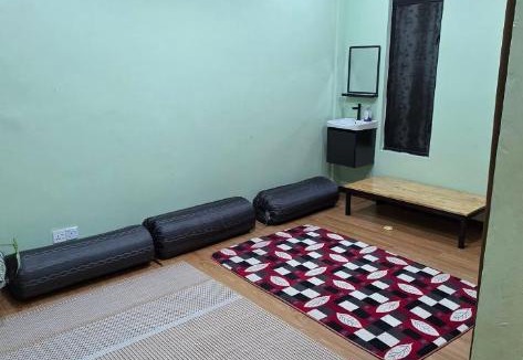 Kampung Air House | Rumah Inap Nik Atik