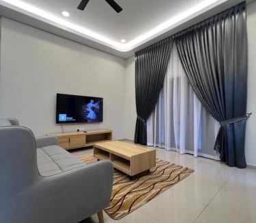 Ujong Villa | RUMAKITA Homestay