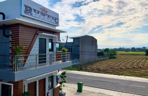 Lucap Hotel | Rustic Crown Hotel