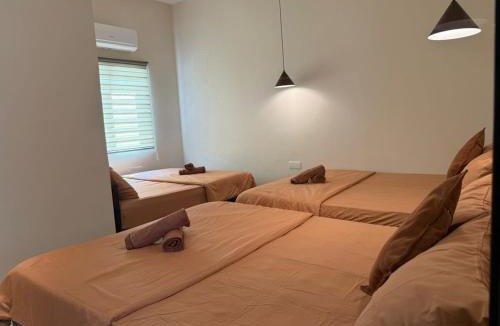 Guntong Villa | Rustic Vibe Pool Bungalow Karaoke 5R7B for 22pax