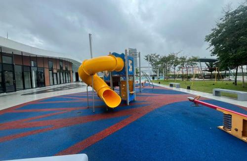 The Strand Apartment | S3 2-13 pax KD 3 min to Sunway Medical Muji Style