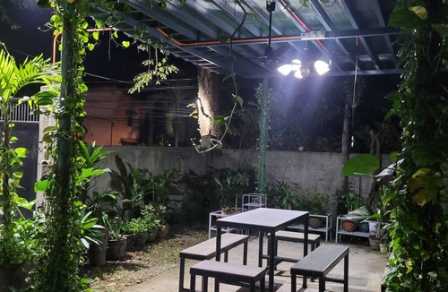 Cainta House | Safe, Clean Accommodation- Walking Distance From SM & LRT Masinag