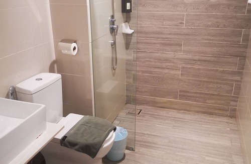 Central District Apartment | Sam's Vacation @ The Straits Suite Residence formerly Ramada Suite by Wyndham
