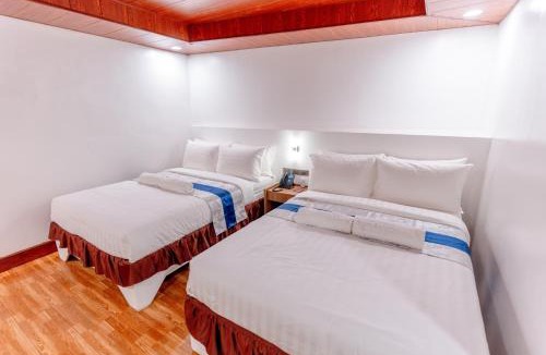Santiago Hotel | Santiago Cove Hotel and Restaurant