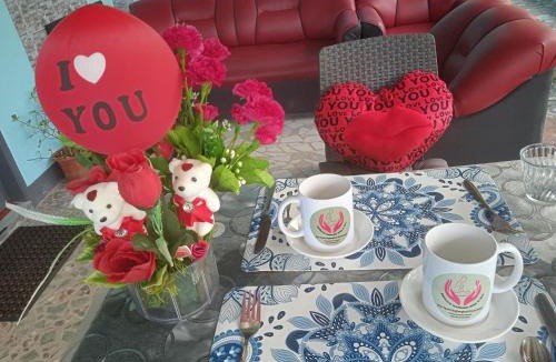Clarin Bed & Breakfast | Sarah's Garden BnB & Spa