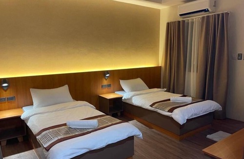 Urdaneta City Hotel | Sarojus Farmview Hotel