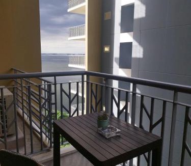 Tambo Apartment | Savvy Suites Combined 6BR near Okada