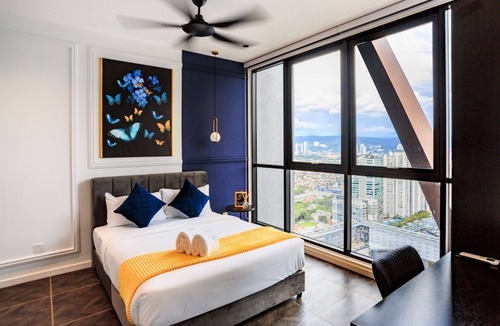 Kuala Lumpur City Centre Hotel | Scarletz Suites KLCC by Ango