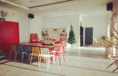 Oslob Villa | SCIA Hills Exclusive 25pax WiFi Netflix HBO Videoke Pool