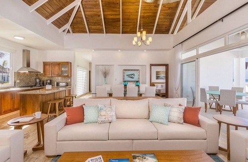 Playa Chiquita Villa | Sea-views 4BD villa on sandy beach, private pool & golf cart, gym/tennis!