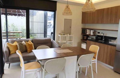 San Juan Villa | Seacove Villa w/Heated Jacuzzi in Laiya Batangas