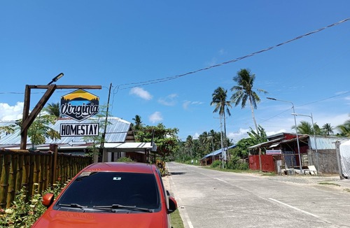 Catangnan Apartment | Seaside view a friendly neighborhood and near in many tourist spot in the island