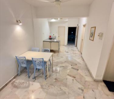 Si Rusa Apartment | SEAVIEW 2 BEDROOMS APARTMENT BAYU BEACH RESoRT PD - F1-28