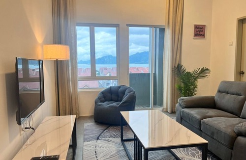 Kampung Pokok Asam Apartment | Seaview Cube lll w/Sky Pool