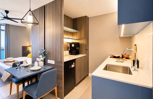 Pantai Tengah Apartment | Seaview Suite @ Tropicana Assana Pantai Cenang