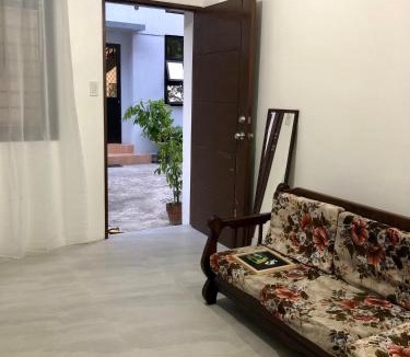Dasmarinas Apartment | Sebastian’s Crib F