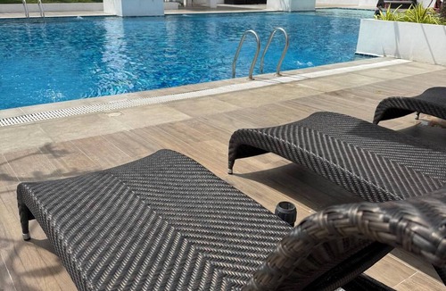 Basak Apartment | Serene 1-bedroom Apartment With Pool Access in Lapu-lapu