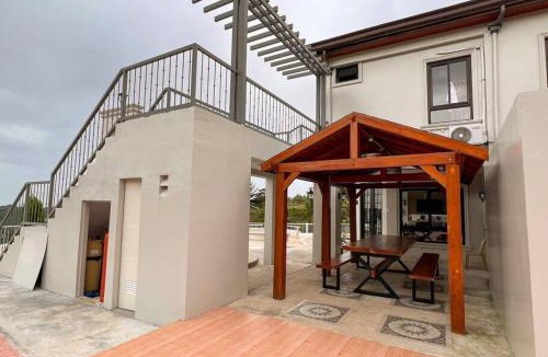 Lemery Apartment | Serene Holiday Home Mt Taal View lel