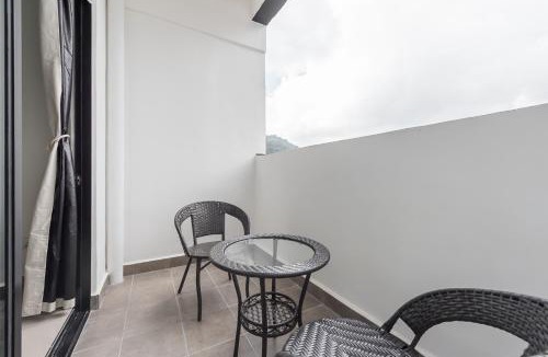 Tanah Rata Apartment | Serene Muji Family Retreat 2-7 pax with Comfortable Living Space